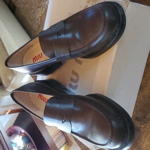Miu miu shoes size 39 1/2